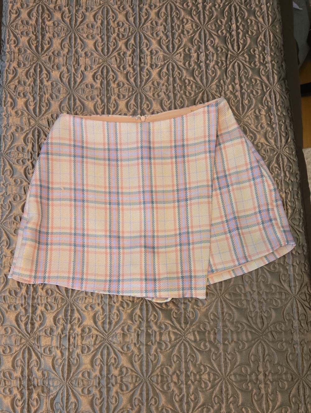 More To Come- Revolve Pastel Plaid Women's Mini Skort SZ S
